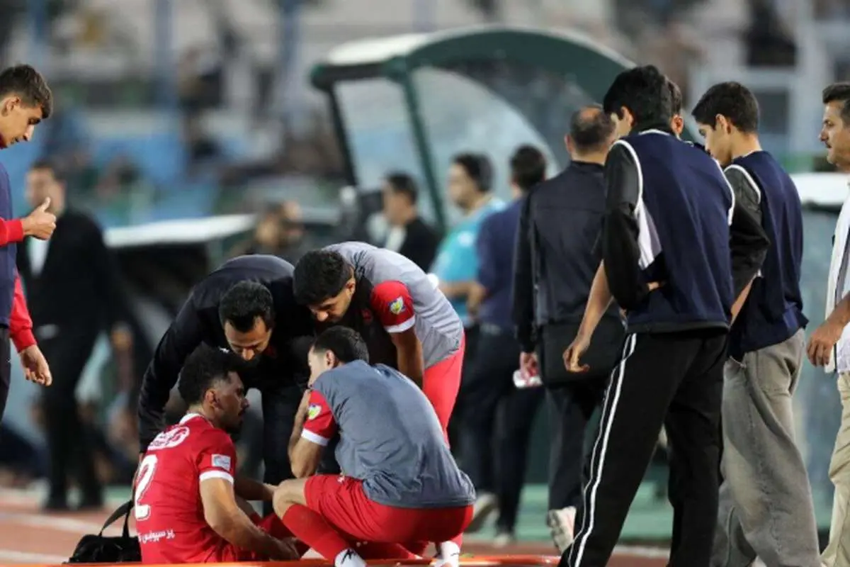 غیبت قطعی ۲ ستاره پرسپولیس مقابل استقلال خوزستان