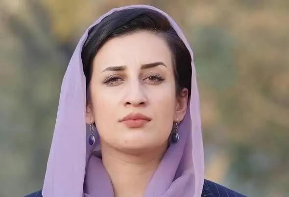 واکنش تند خانم خبرنگار به نظر عباس جمشید‌ی‌فر درباره افغانستان