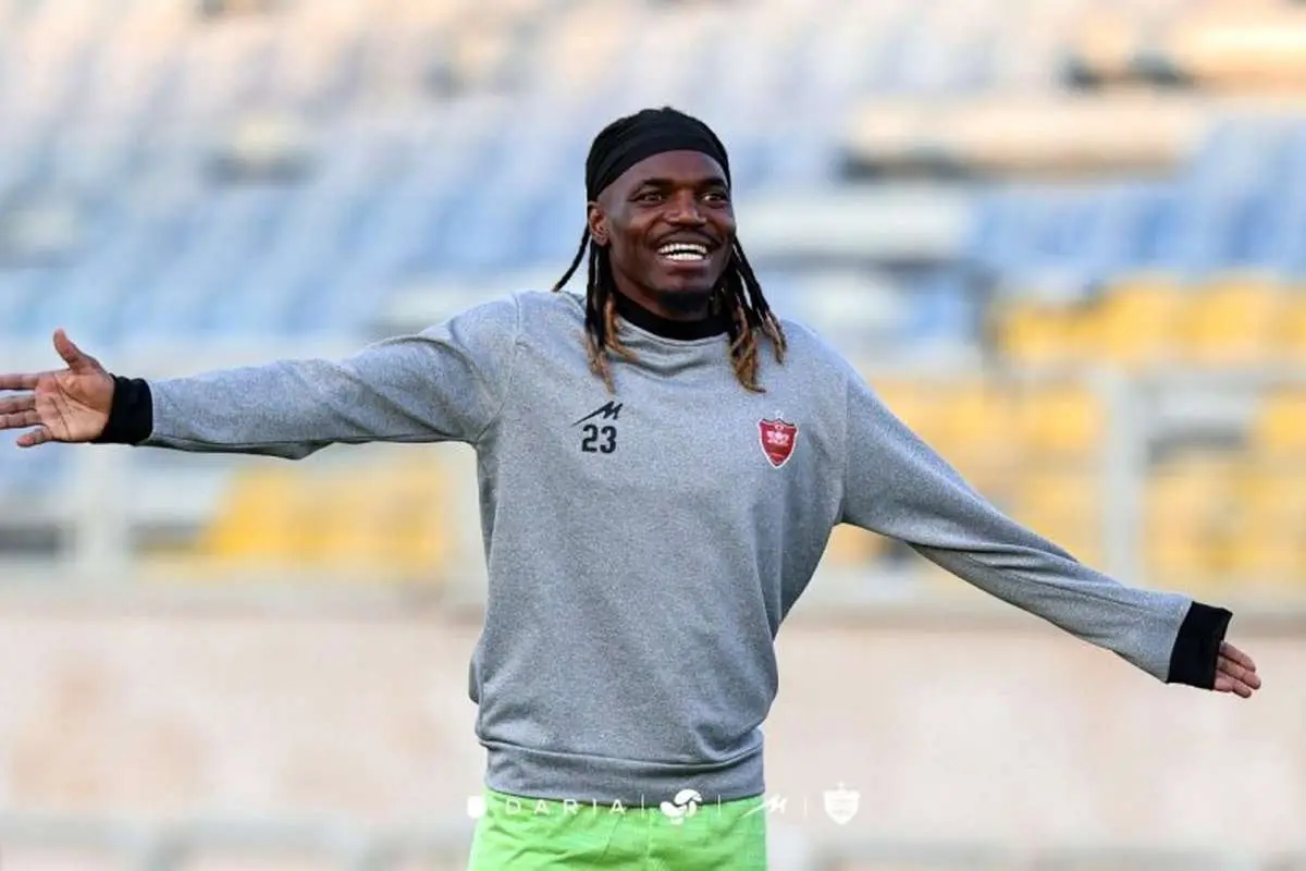 ستاره احیا شده پرسپولیس پشت لپ‌تاپ تحلیل اوسمار!