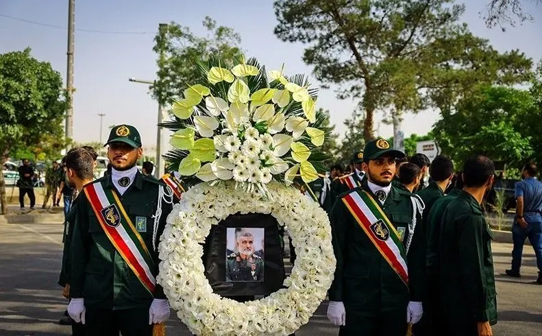 عکسی از مزار سردار شهید حاجی‌زاده