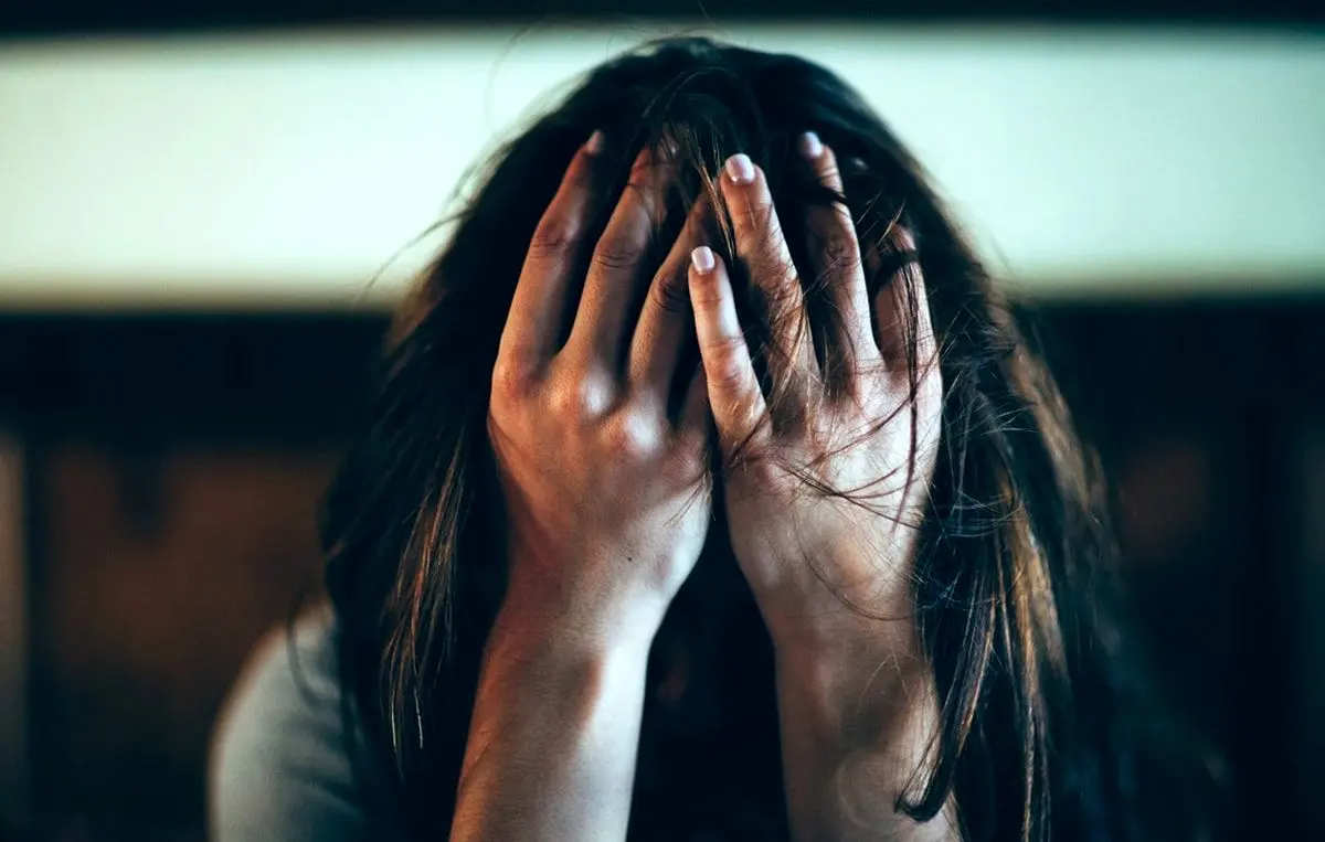 از گیاهان تا مدیتیشن: ۱۳ راهکار طبیعی برای غلبه بر اضطراب