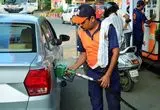ببینید؛ جنجال مخلوط کردن آب با بنزین در حیدرآباد