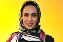  تیپ هنری «سوگل طهماسبی» در رونمایی از یک کتاب 