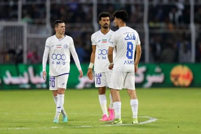 تساوی ۱-۱ خیبر مقابل استقلال؛ هت تریک قهر با پیروزی!