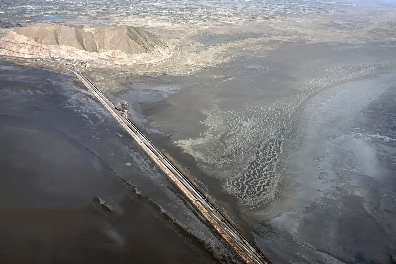 دریاچه ارومیه قابل احیاست/ مواجهه دنیا با پدیده جدید شلاق هیدرولوژیکی
