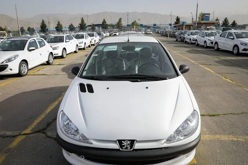 تاثیر سهمیه جدید بنزین روی قیمت خودرو چقدر است؟‌