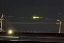 پشت پرده نورهای عجیب آسمان