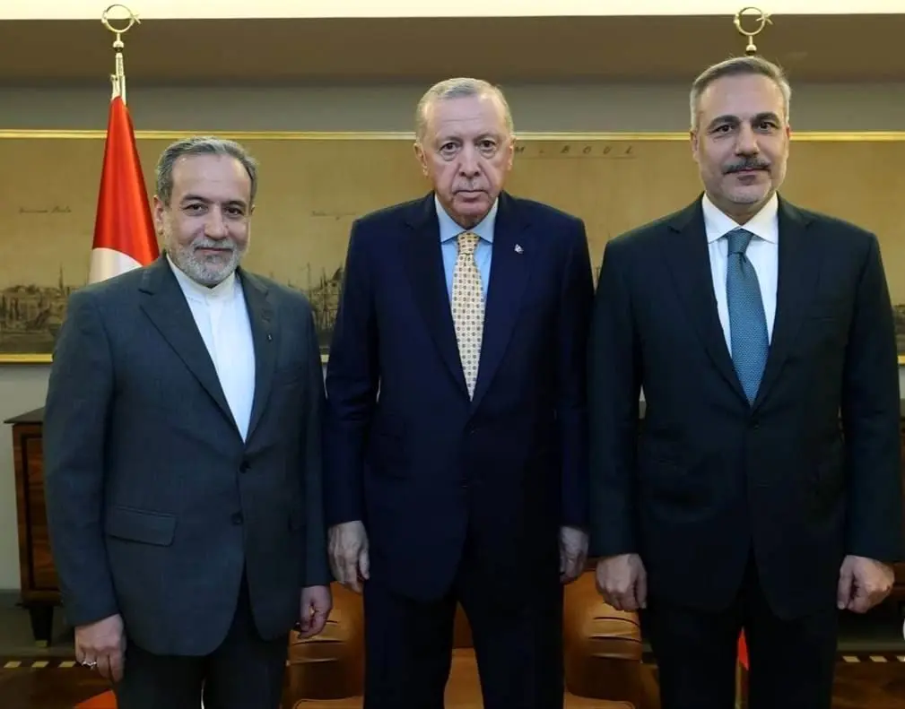  وال‌‌استریت ژورنال: ایران آماده مذاکره با حفظ خطوط قرمز است

