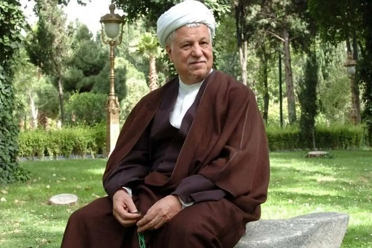 خاطرات هاشمی: دکتر ولایتی از آینده انقلاب در صورت ادامه وضع موجود ابراز نگرانی کرد