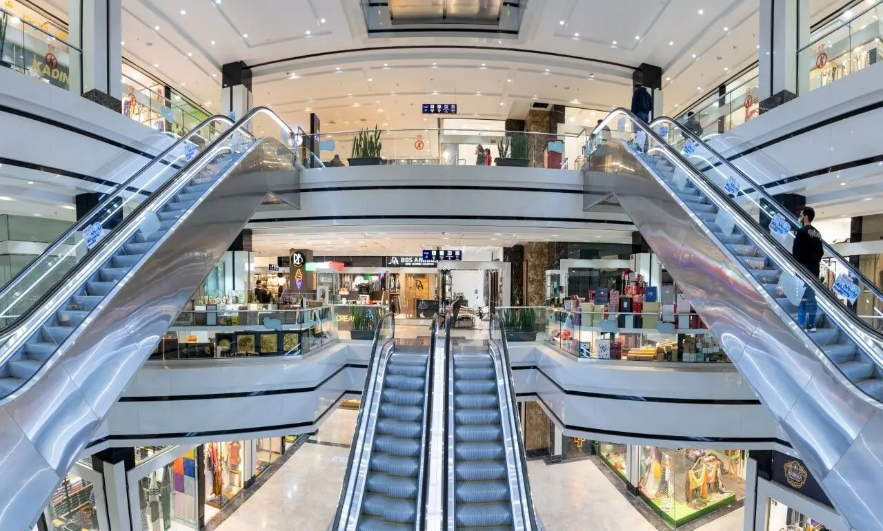 تعطیلی، تغییر کاربری و طلبکارانی که صف می‌کشند
