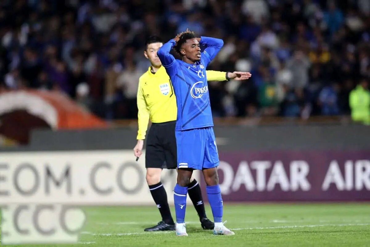 احتمال بازگشت مهاجم استقلال به جمع شاگردان ساپینتو!