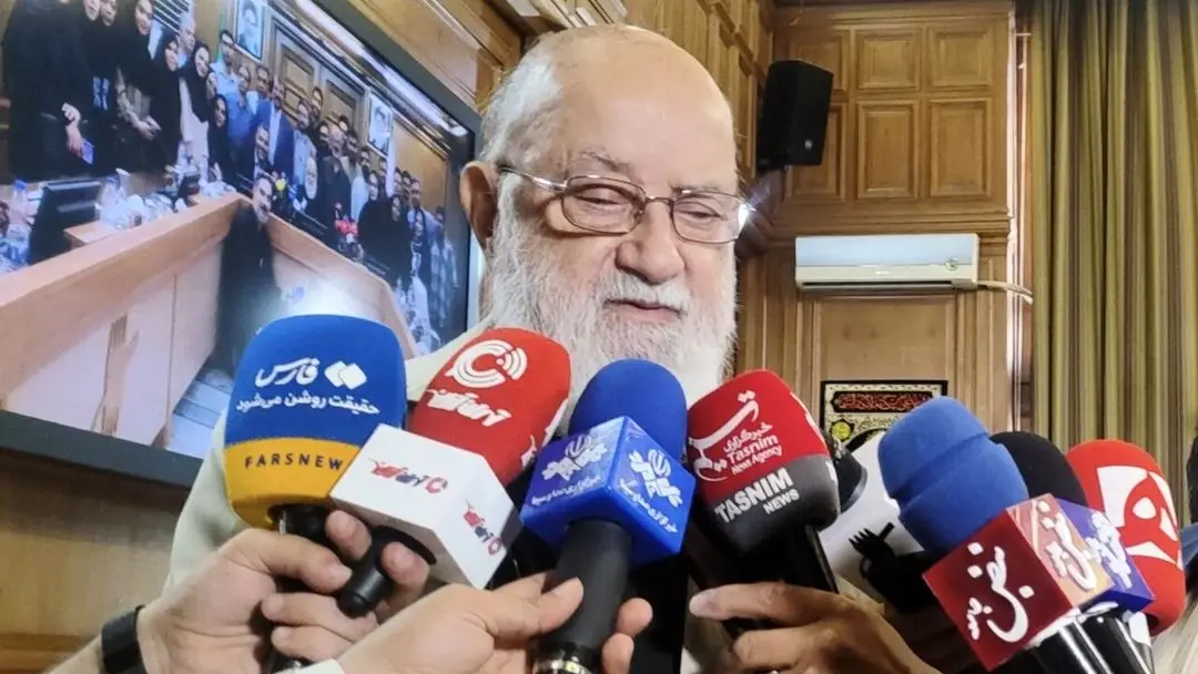 واکنش چمران به کشف تونل ۵ هزار متری زیر بازار تهران/ تونل نیست، قنات است
