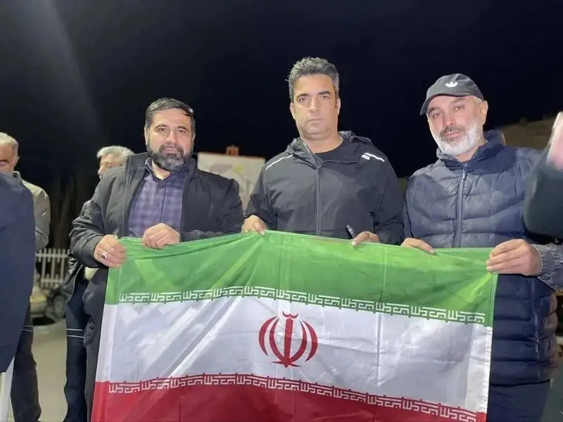 منوچهر هادی