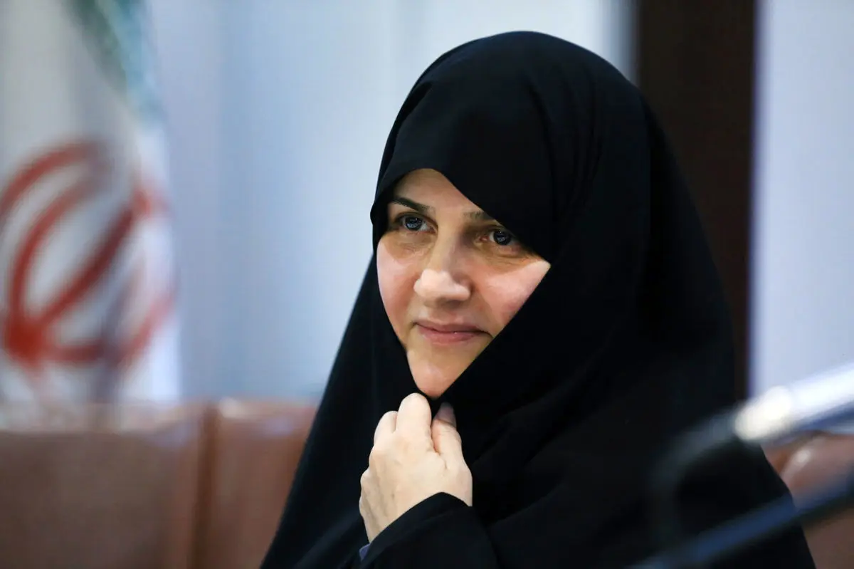 خانم علم الهدی! اگر آقای رئیسی در قید حیات بود، باز هم از اشاعه فحشا گلایه می‌کردید؟ 

