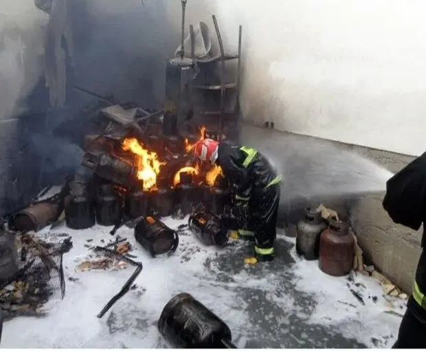 انفجار و آتش‌سوزی در کارگاه شارژ و فروش گاز مایع در شیراز