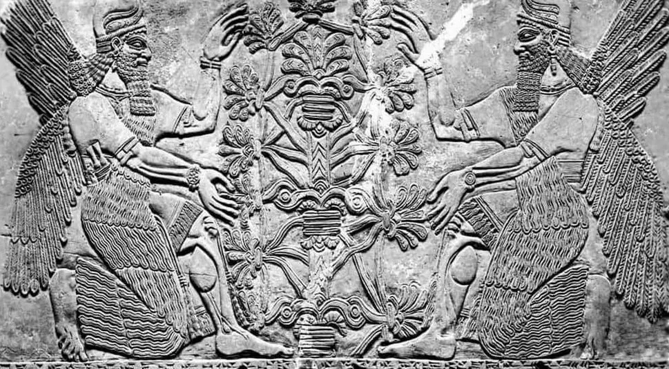 اساطیر ایران؛ هوم و آتش: ایزدان زمینی-آسمانی ایران باستان 