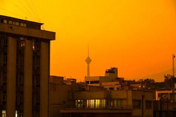 تصاویر؛ آلودگی بی‌وقفه تهران؛ شهری که هر روز از نفس می‌افتد