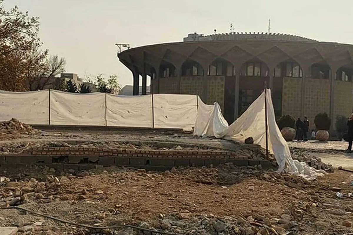 تئاتر شهر زیر تیغ لودر؛ چرا حوض تئاتر شهر نباید حذف شود؟