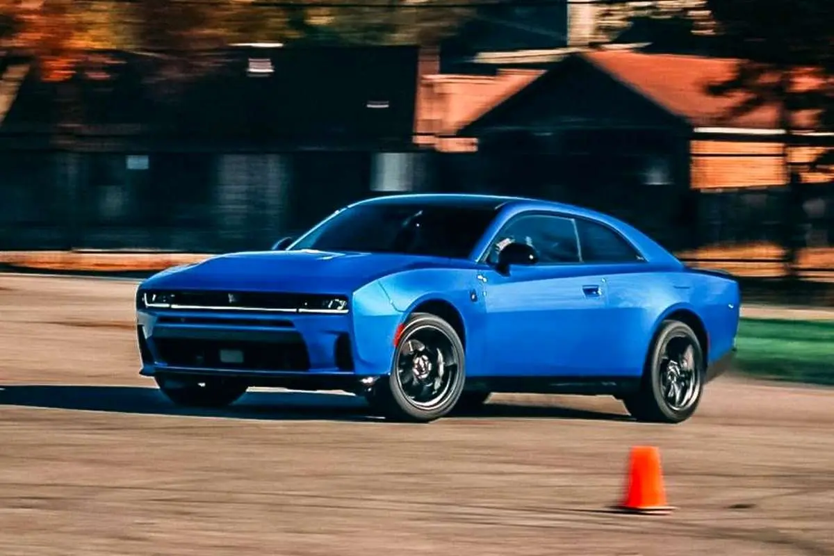 چرا نباید هیچوقت خودروی آبی‌رنگ بخریم؟