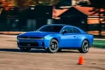 چرا نباید هیچوقت خودروی آبی‌رنگ بخریم؟