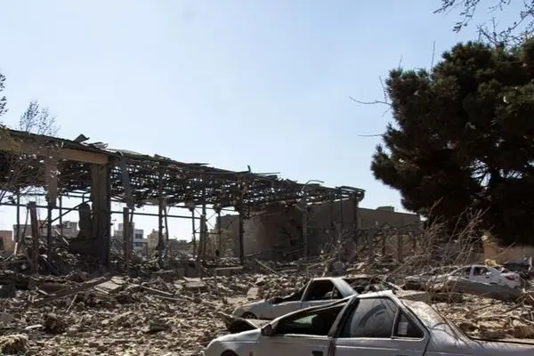 تصاویر؛ تخریب ورزشگاه بعثت در تهران