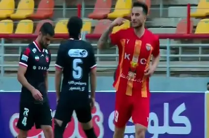 ببینید؛ گل اول فولاد به پرسپولیس توسط محروقی در دقیقه 21