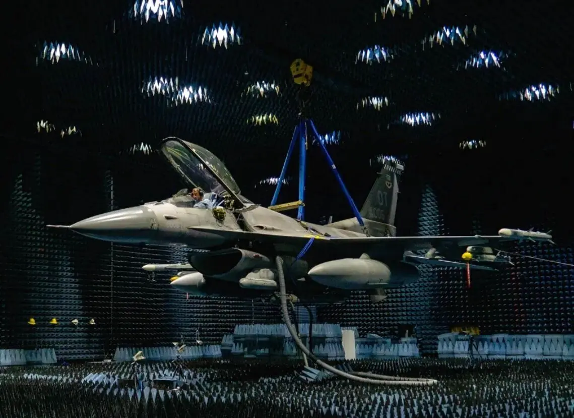 بچه گربه خشمگین؛ سامانه‌ای برای از پا درآوردن رادارهای دشمن