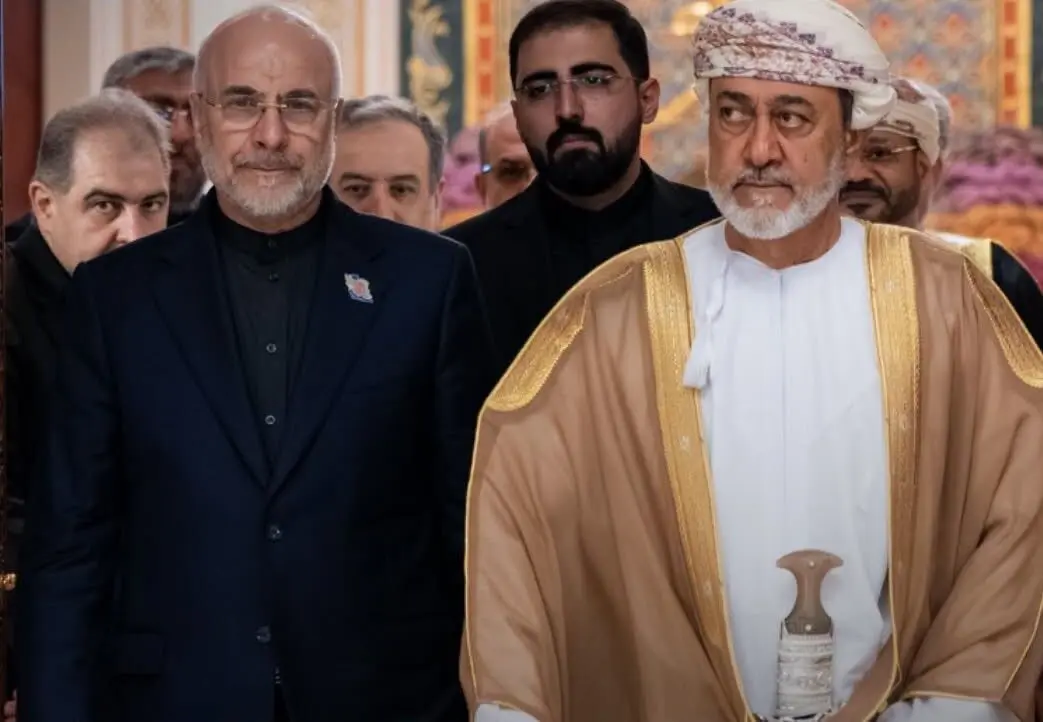 سلطان عمان: از مذاکرات ایران و آمریکا برای تحقق صلح حمایت می‌کنیم