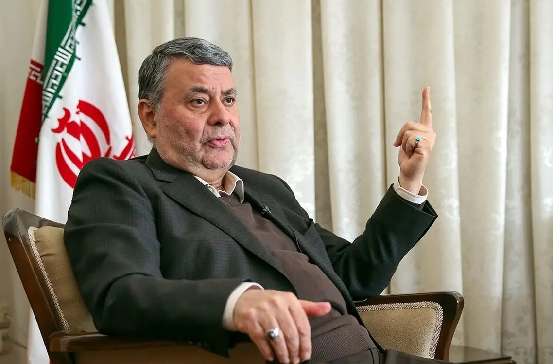 محمد صدر: حتما باید مذاکره کنیم/ امام با پذیرش قطعنامه ایران را نجات دادند