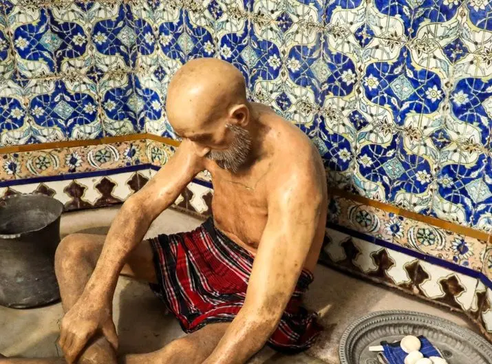 تصاویر؛ حمام گنجعلی‌خان در وضعیت هشدار