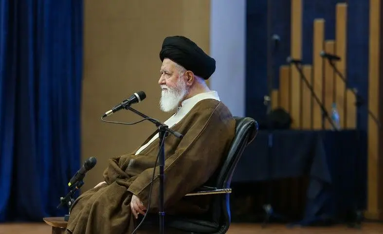 علم‌الهدی: باید یک طرح فراگیر برای درمان ناباروری در میان قشر آسیب‌پذیر دنبال شود
