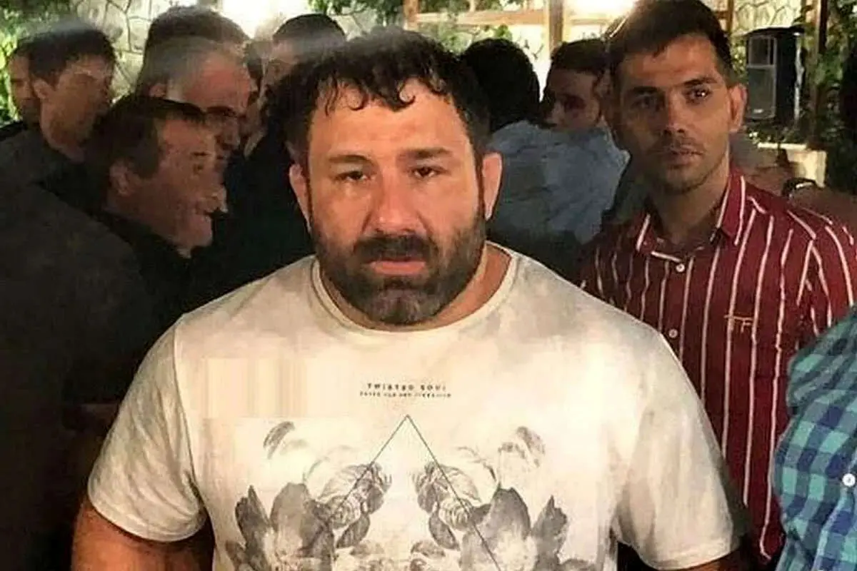 عینک دودی؛ هانی کرده، م.س، م.د، م.ت، م.پ و دیگران