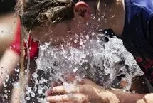 تصاویری از آمریکایی‌ها در جستجوی رهایی از موج گرمای بی‌سابقه
