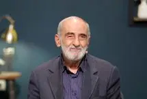 واکنش شریعتمداری به حضور رهبر انقلاب در مراسم شب عاشورا