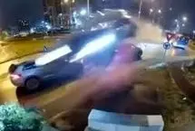 صحنه‌ای واقعی از پرواز یک مرسدس‌بنز