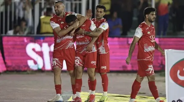۲ مربی خارجی پرسپولیسی می‌شوند

