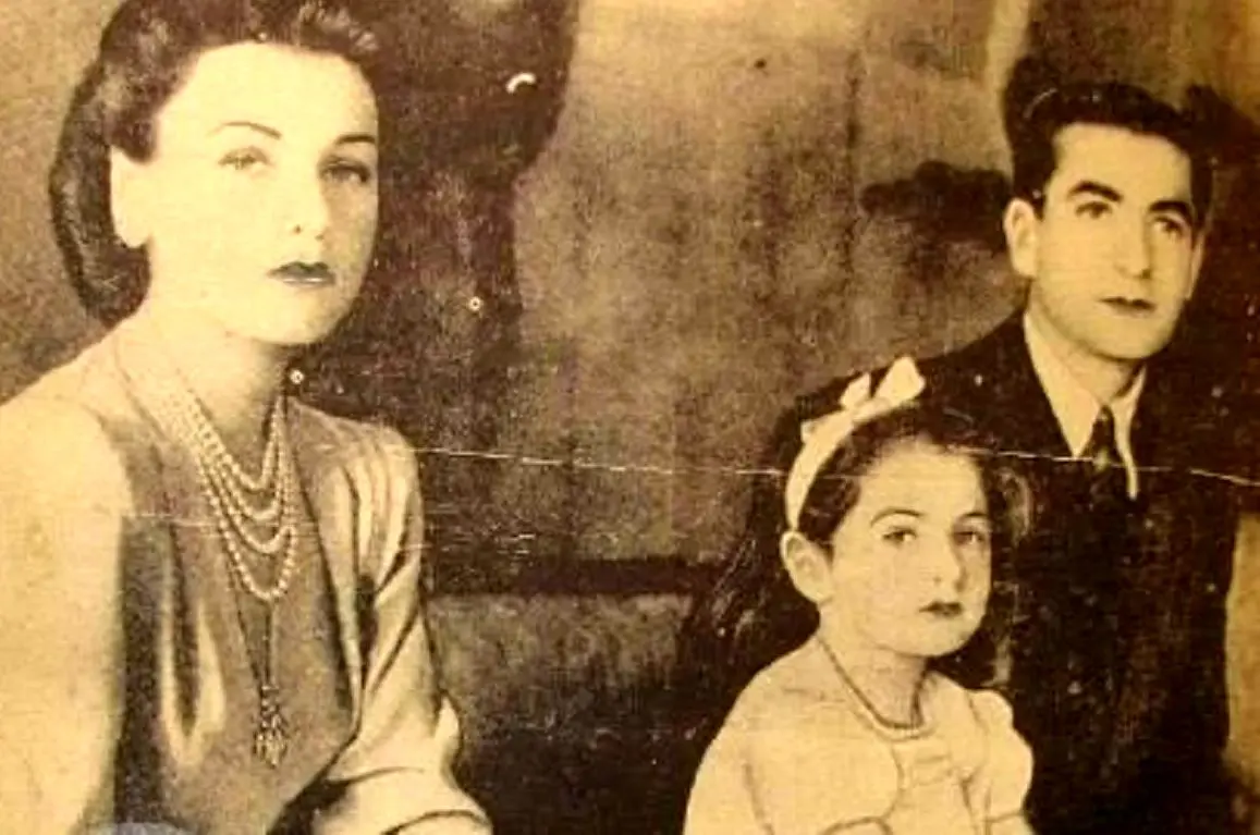جنگ تمام شد؛ زندگی شاه و ملکه به رسانه‌ها آمد 