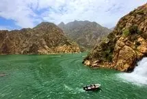 سرریز سد داریان در شهرستان پاوه