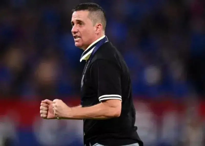 نتیجه جلسه مدیران با اوسمار؛ پرسپولیسی‌ها ۴۸ ساعت صبر کنند!