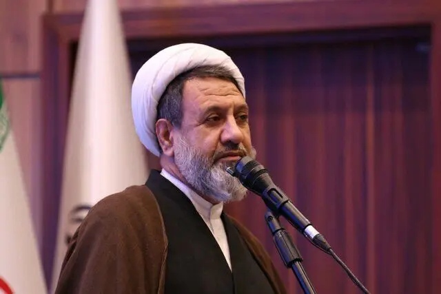 امام جمعه کرمان: گرانی بخش بزرگی از مردم را آزار می‌دهد