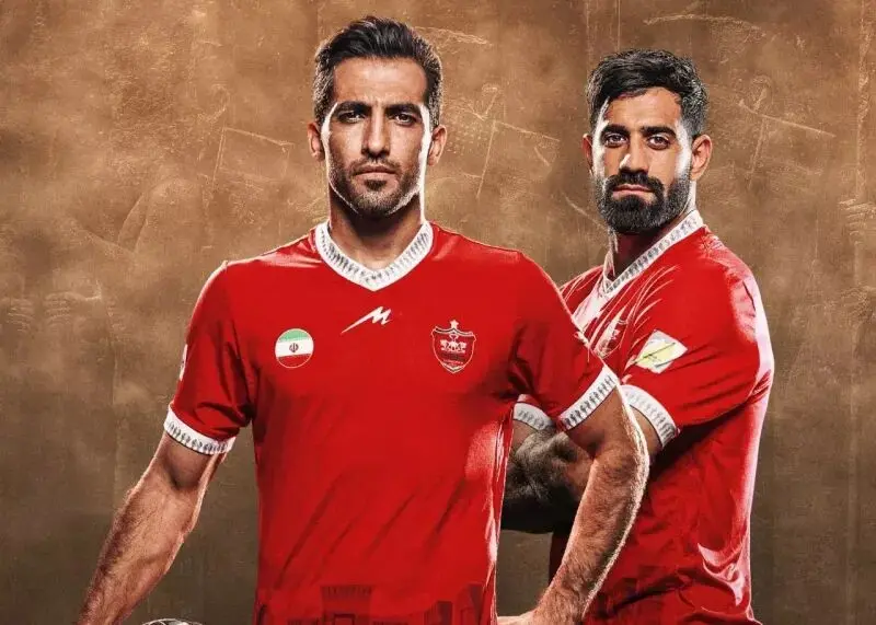 تصویر وحید در کیت جدید پرسپولیس؛ خبری در راه است؟!
