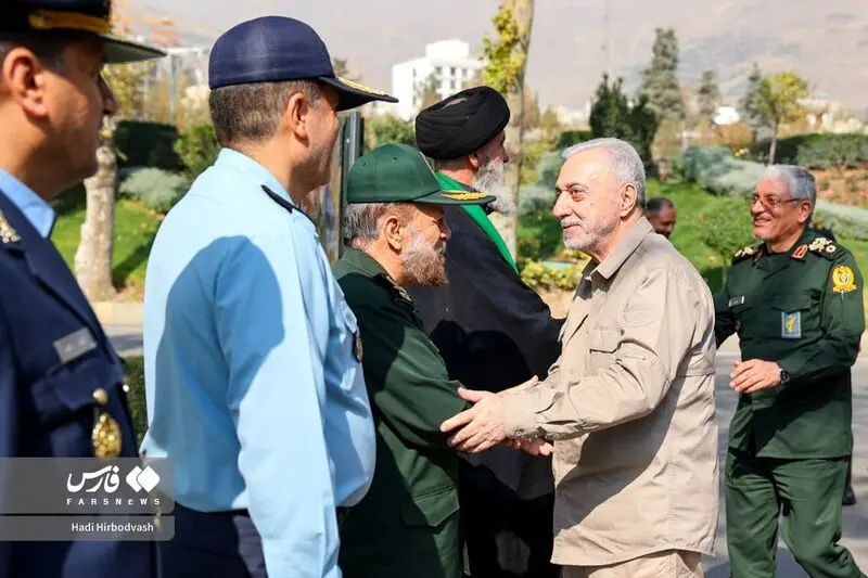 مهرداد اخلاقی