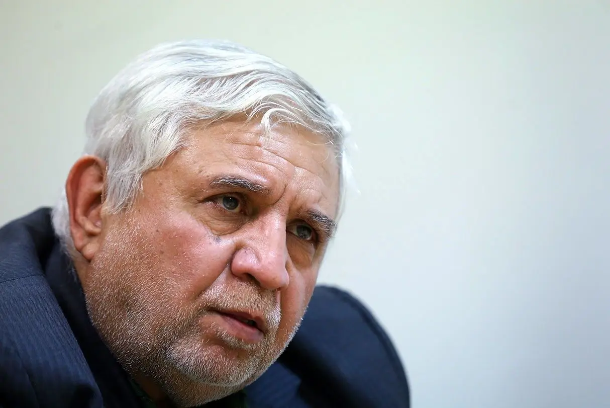 پیش‌بینی پاک‌آیین از احتمال حمله نظامی آمریکا به ایران؛ بعید است در چنین شرایطی به‌دنبال جنگ باشد 