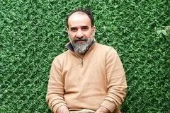 بیوگرافی رضا امیرخانی؛ از نویسندگی در دانشگاه صنعتی شریف تا سقوط با پاراگلایدر