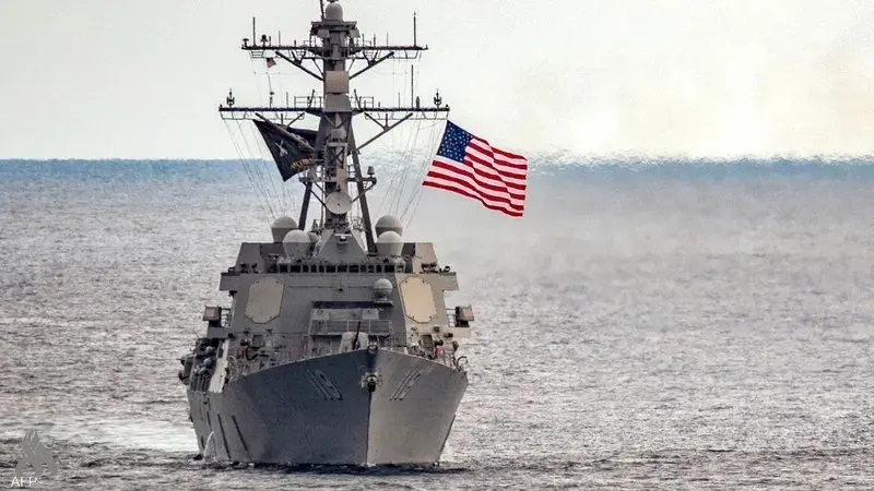 ناو آیزنهاور آمریکا دچار آتش‌سوزی شد
