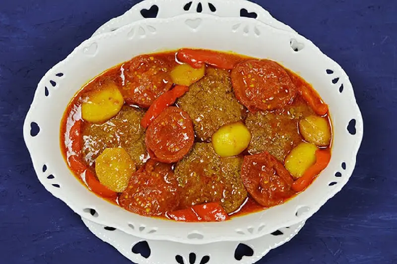 کباب تابه ای با سس گوجه