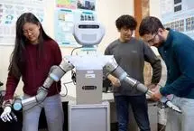 ربات خدمتکاری که نحوه انجام کارهای خانه را از شما یاد می گیرد