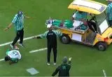 خودروی حمل مصدوم، بازیکن دیگری را مصدوم کرد!