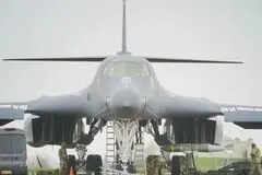 بازگشت ناگهانی B-1های آمریکا از بریتانیا
