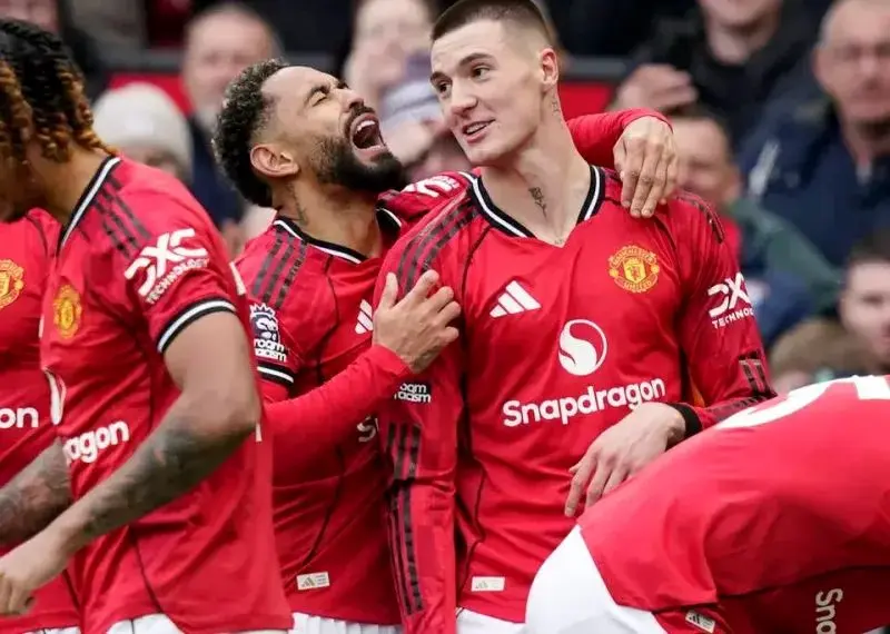 برد ۳-۱ منچستر مقابل استون‌ویلا؛ صدای پای شیاطین در لیگ قهرمانان